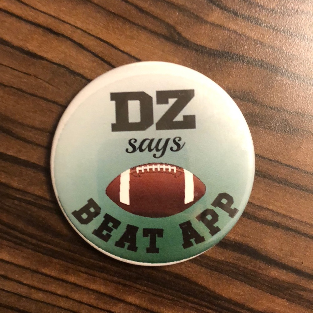 Delta Zeta Button